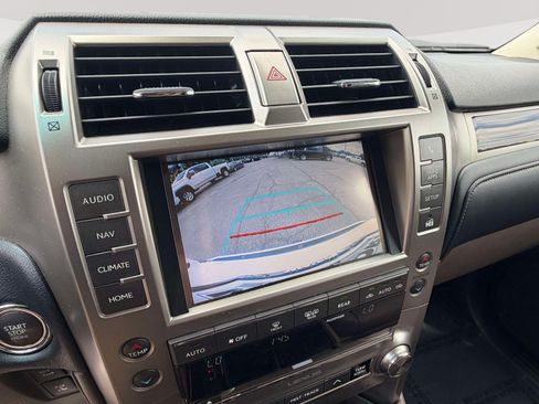 Used 2021 Lexus GX 460 Premium w/ Premium Package AWD/4WD image 9
