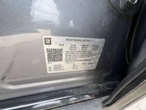 Used 2019 Buick Enclave Essence AWD/4WD image 23