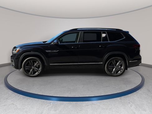 Used 2021 Volkswagen Atlas SE FWD image 3