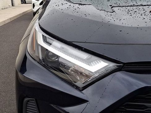 Used 2024 Toyota RAV4 XLE w/ Convenience Package image 9