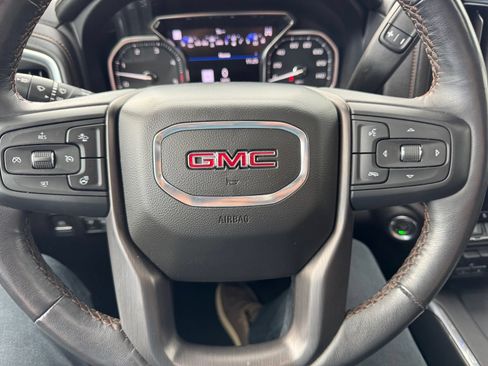 Used 2022 GMC Sierra 3500 AT4 w/ AT4 Premium Plus Package AWD/4WD image 14