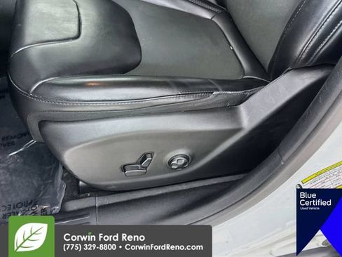 Used 2020 Jeep Cherokee Latitude Plus AWD/4WD image 21