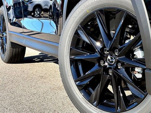 New 2025 MAZDA CX-5 Carbon Edition image 2