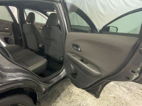 Used 2021 Honda HR-V Sport image 24