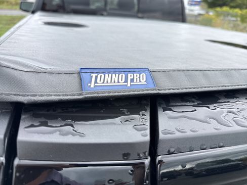 Used 2024 GMC Sierra 1500 AT4 w/ AT4 Premium Package image 8