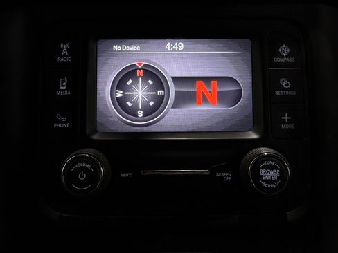 Used 2021 RAM 2500 Tradesman w/ Chrome Appearance Group image 14