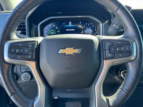 Used 2022 Chevrolet Silverado 1500 LT image 17