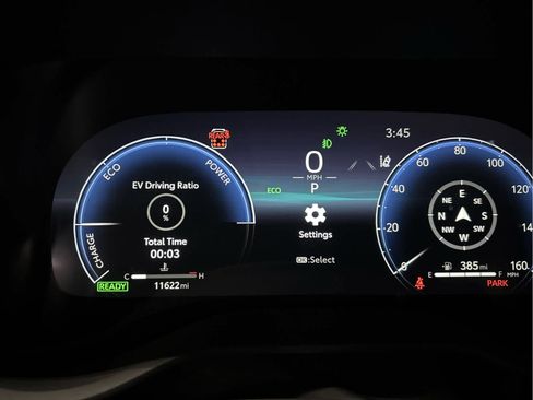 Used 2025 Toyota Sienna XSE image 11