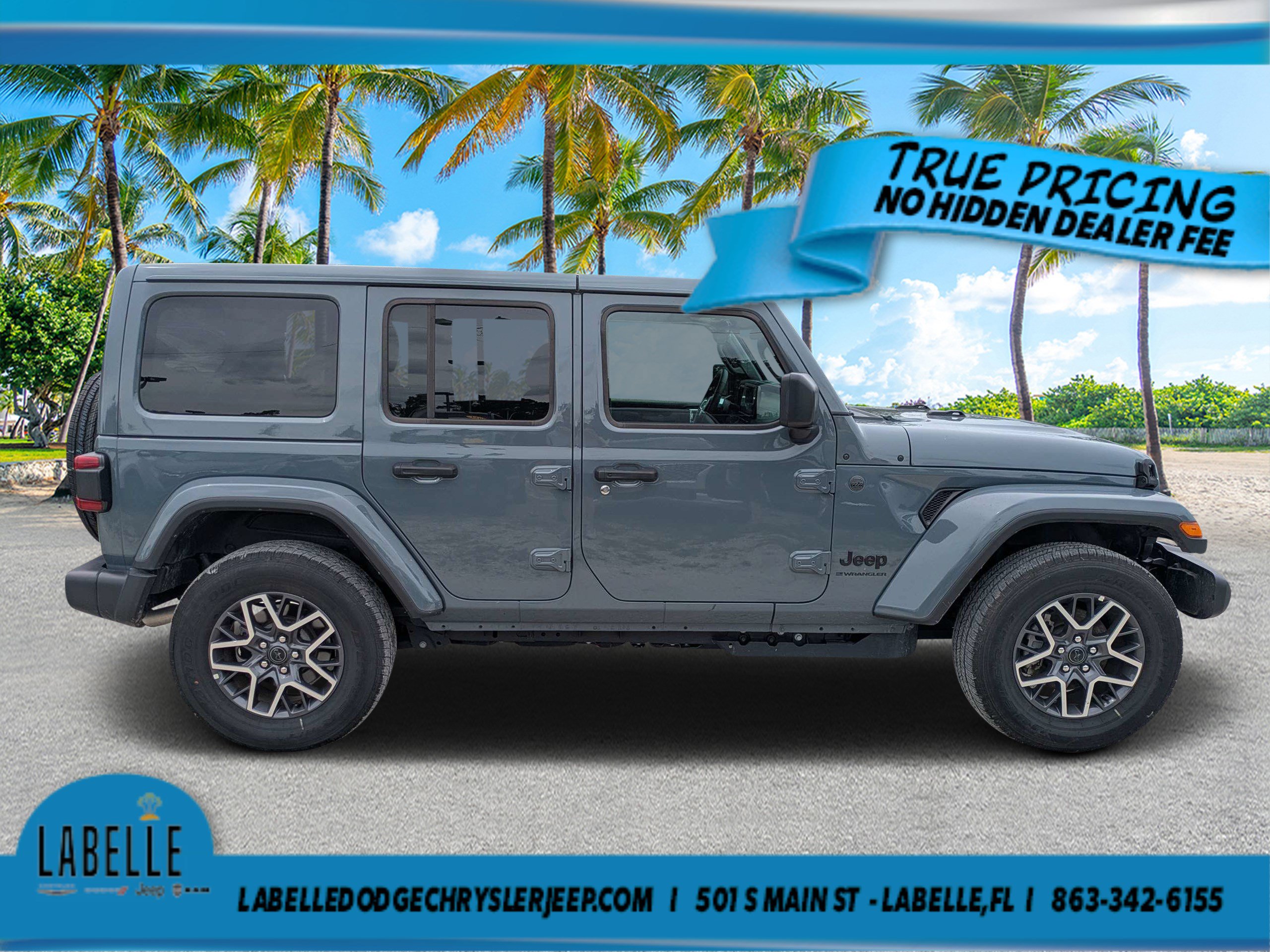 Used 2026 Jeep Wrangler Unlimited Sahara AWD/4WD image 2