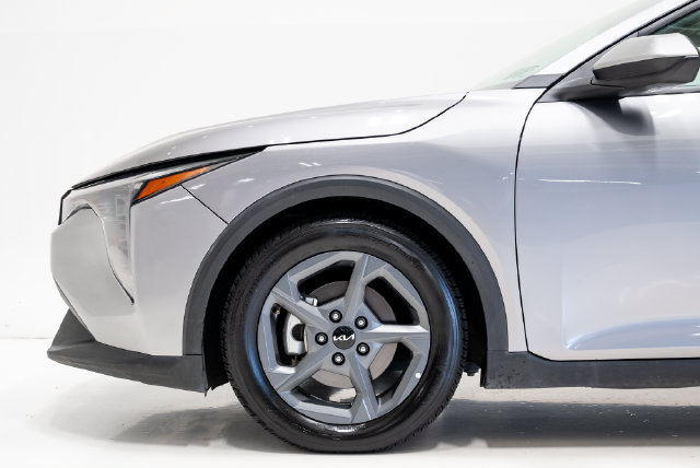Used 2025 Kia K4 FWD image 31