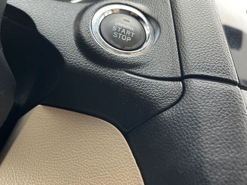 Used 2017 Subaru Outback 2.5i Limited image 18