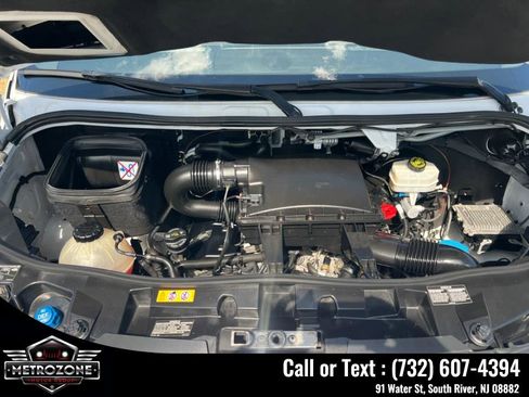 Used 2019 Freightliner Sprinter 3500 w/ Premium Package RWD image 36