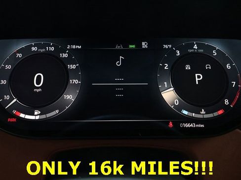 Used 2024 Land Rover Range Rover Sport image 3