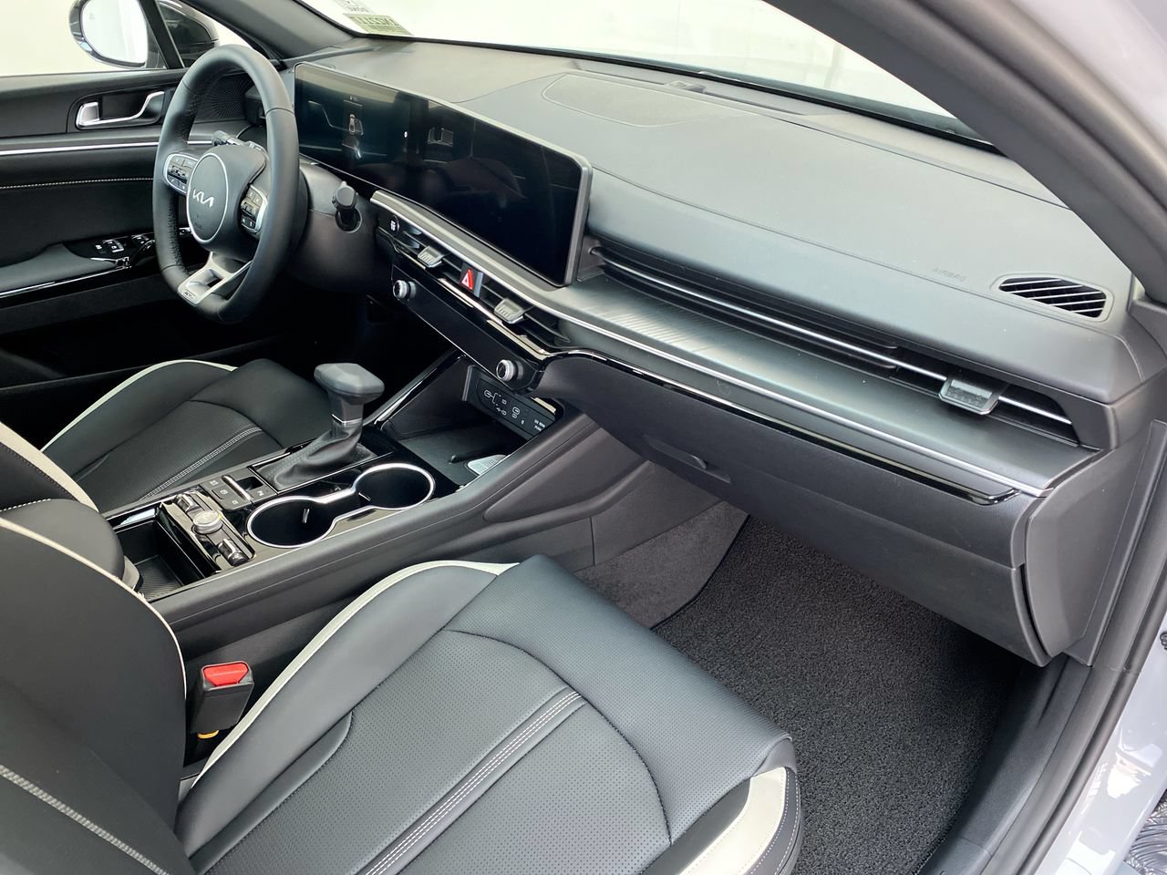 Certified 2026 Kia K5 GT-Line w/ GT-Line Premium Package FWD image 31