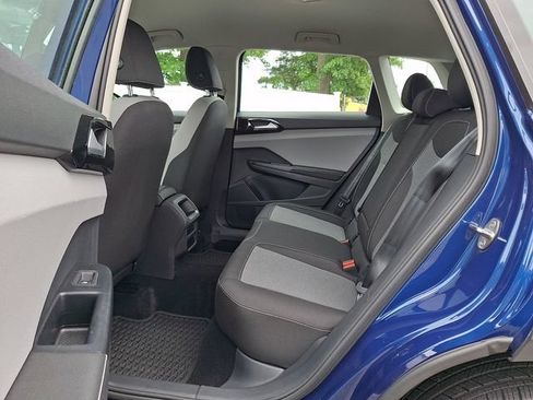 Certified 2024 Volkswagen Taos S FWD image 10