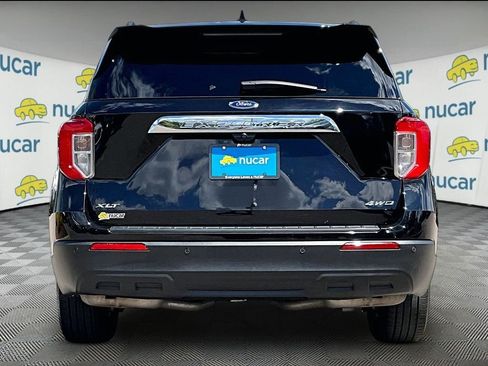 Used 2023 Ford Explorer XLT AWD/4WD image 5