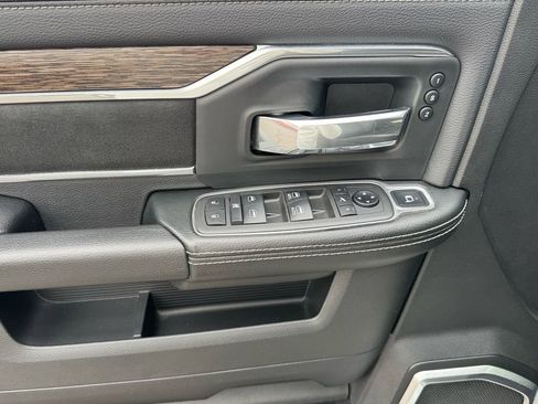 Used 2021 RAM 2500 Laramie image 12