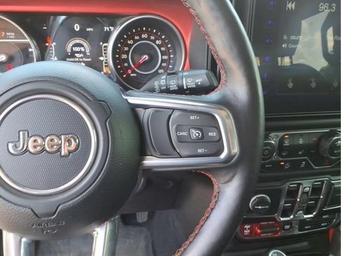Used 2020 Jeep Wrangler Unlimited Rubicon AWD/4WD image 25