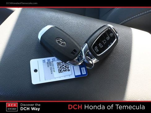 Used 2023 Hyundai Elantra Blue FWD image 8