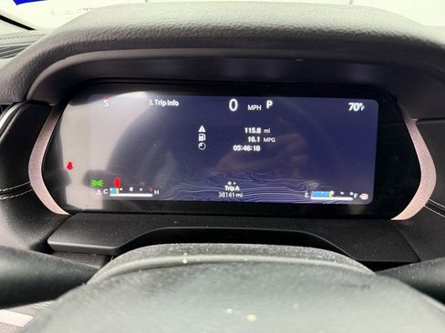 Used 2023 Jeep Grand Cherokee L Laredo image 15