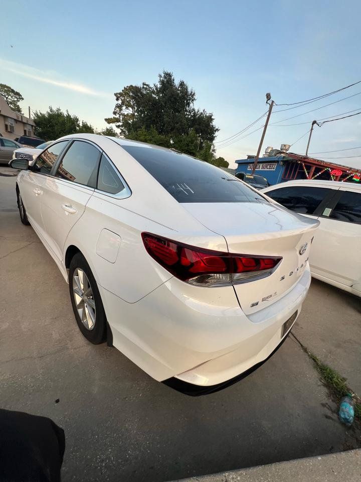 Used 2018 Hyundai Sonata SE FWD image 5