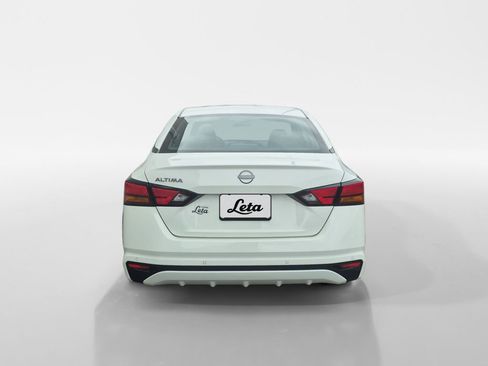 Used 2024 Nissan Altima 2.5 S image 5