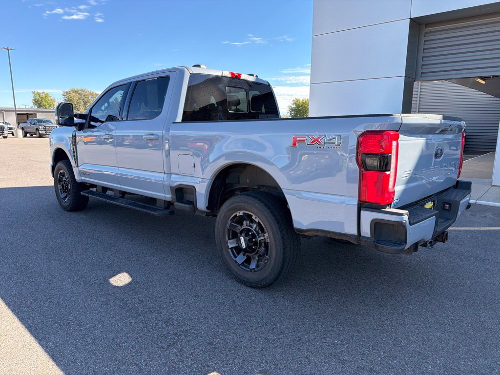 Used 2024 Ford F250 4x4 Crew Cab Super Duty image 9