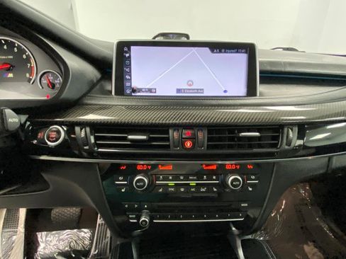 Used 2017 BMW X5 M image 28