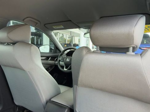 Used 2020 Honda Accord LX image 7