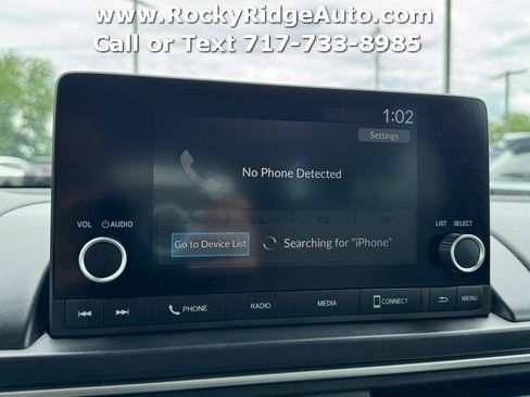 Used 2023 Honda Pilot LX image 28
