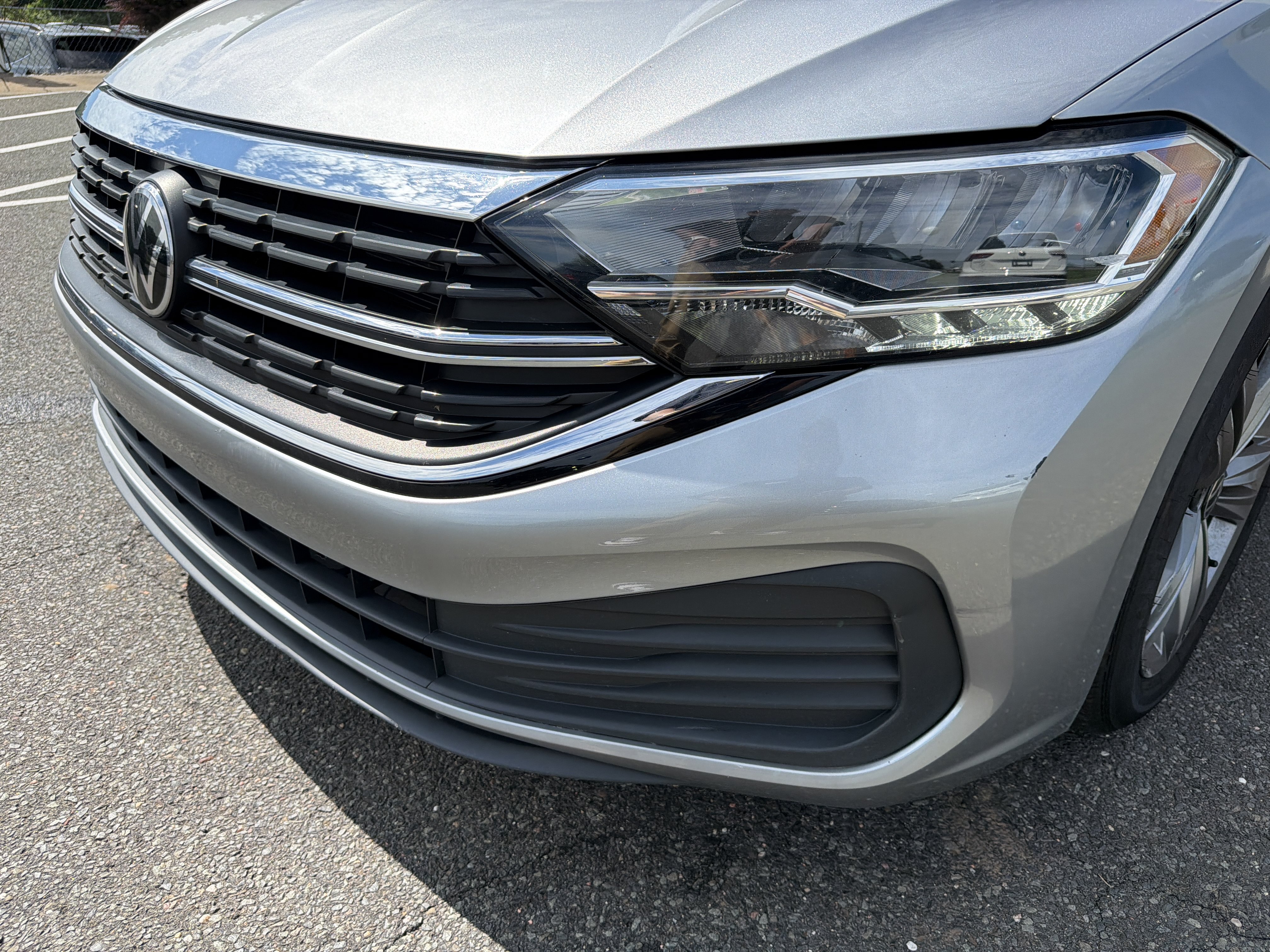 Certified 2024 Volkswagen Jetta SE FWD image 10