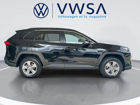 Used 2024 Toyota RAV4 XLE FWD image 9