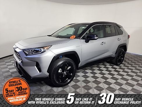 Used 2021 Toyota RAV4 XSE image 5