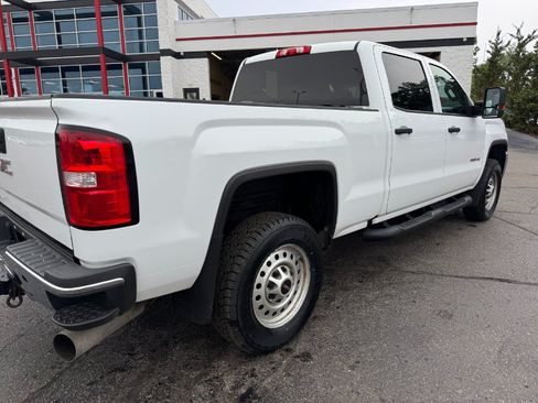 Used 2019 GMC Sierra 3500 4x4 Crew Cab w/ Sierra Convenience Package image 11