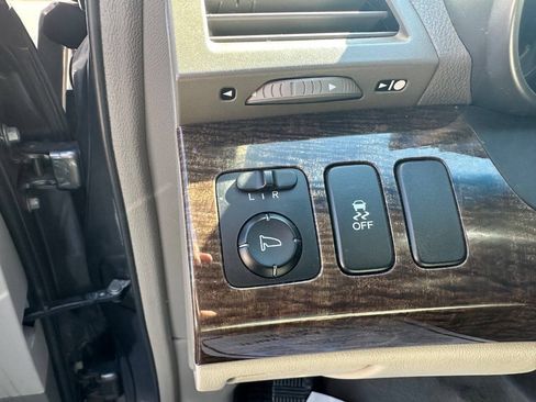 Used 2012 Acura MDX AWD/4WD image 23