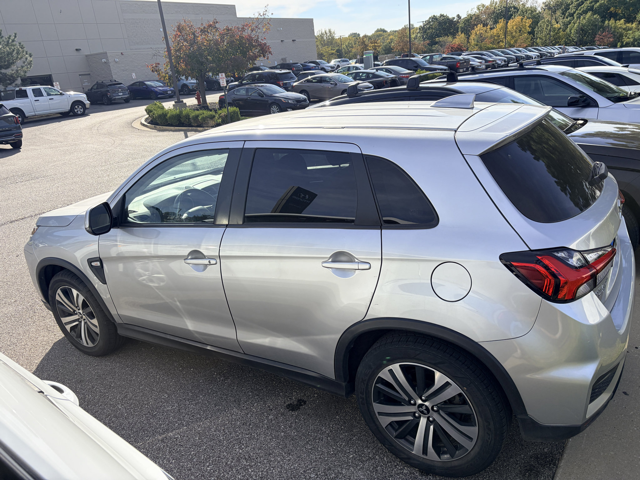 Used 2024 Mitsubishi Outlander Sport ES AWD/4WD image 2