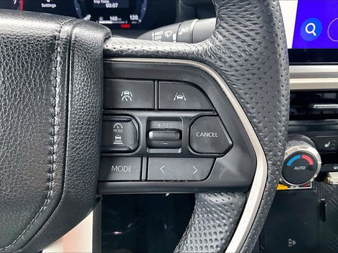 Used 2024 Toyota Tacoma TRD Sport image 18