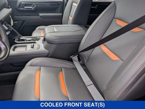 New 2026 GMC Sierra 2500 AT4 w/ AT4 Premium Plus Package AWD/4WD image 13