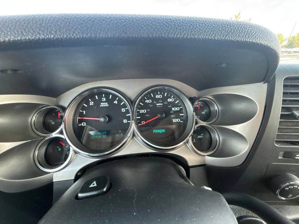 Used 2013 Chevrolet Silverado 1500 LT AWD/4WD image 12