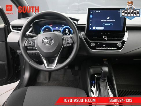 Used 2026 Toyota Corolla SE w/ SE Premium Package image 11