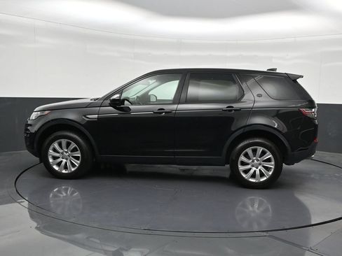 Used 2018 Land Rover Discovery Sport SE AWD/4WD image 2