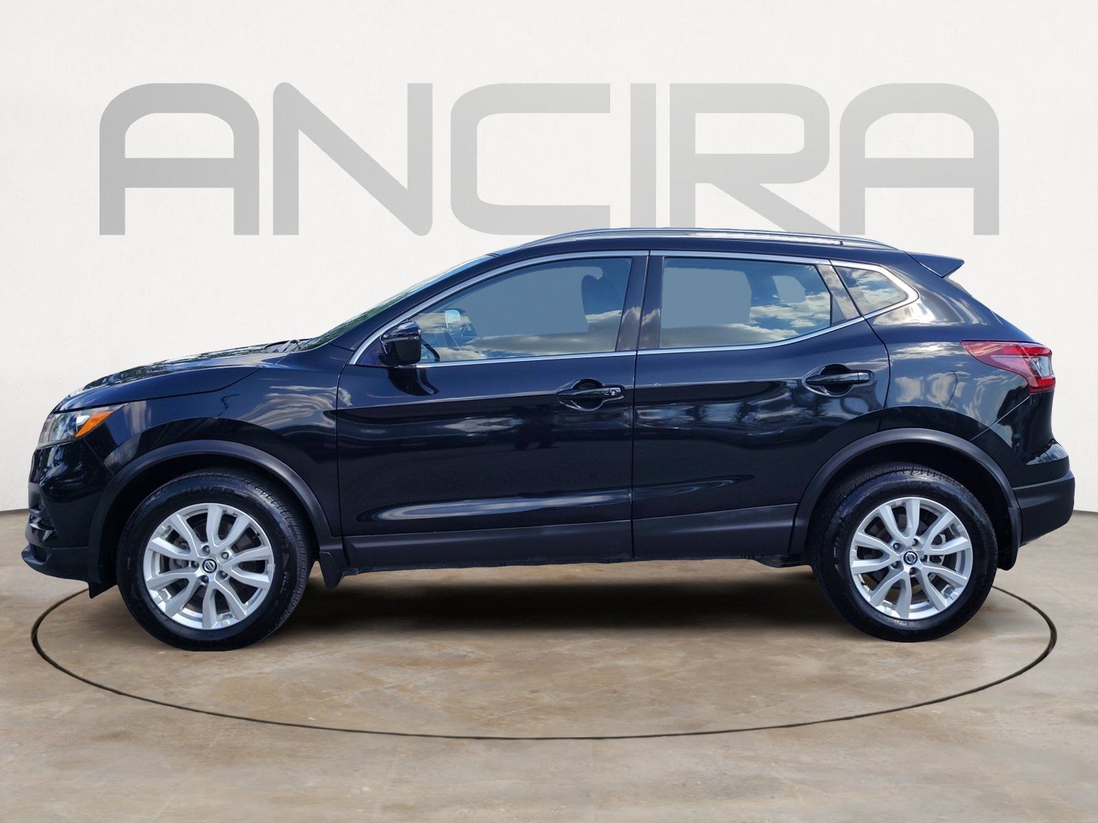 Used 2020 Nissan Rogue Sport SV FWD image 7