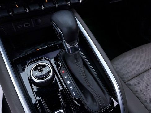 Used 2023 Chevrolet Colorado ZR2 w/ ZR2 Convenience Package III image 31