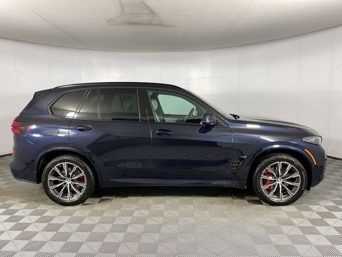 Certified 2025 BMW X5 xDrive40i w/ M Sport Package image 32