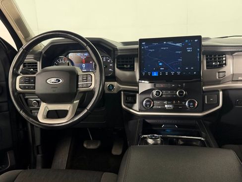 Used 2022 Ford Expedition XLT AWD/4WD image 19