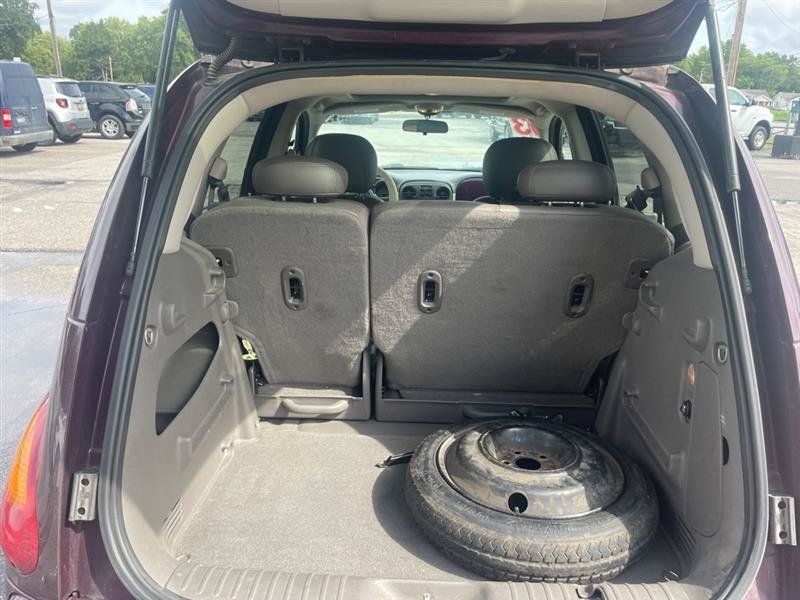 Used 2003 Chrysler PT Cruiser Limited FWD image 12