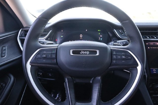 Used 2024 Jeep Grand Cherokee Limited 4xe AWD/4WD image 12