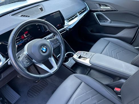 Used 2023 BMW X1 xDrive28i w/ Convenience Package AWD/4WD image 9