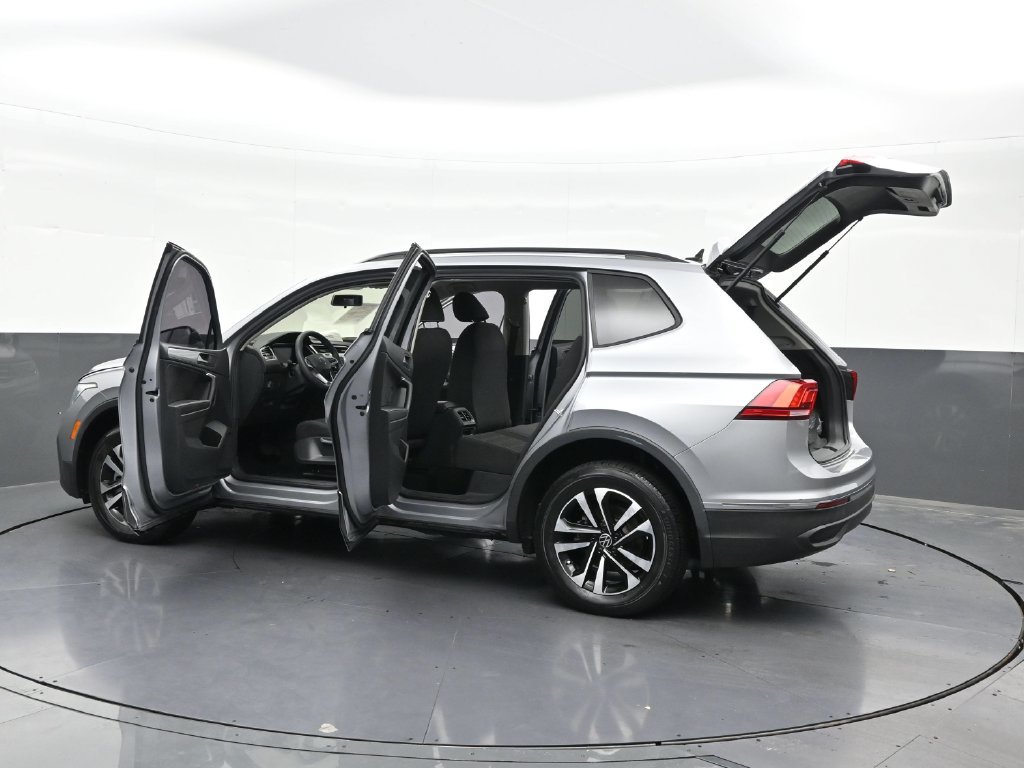 Used 2022 Volkswagen Tiguan S FWD image 34