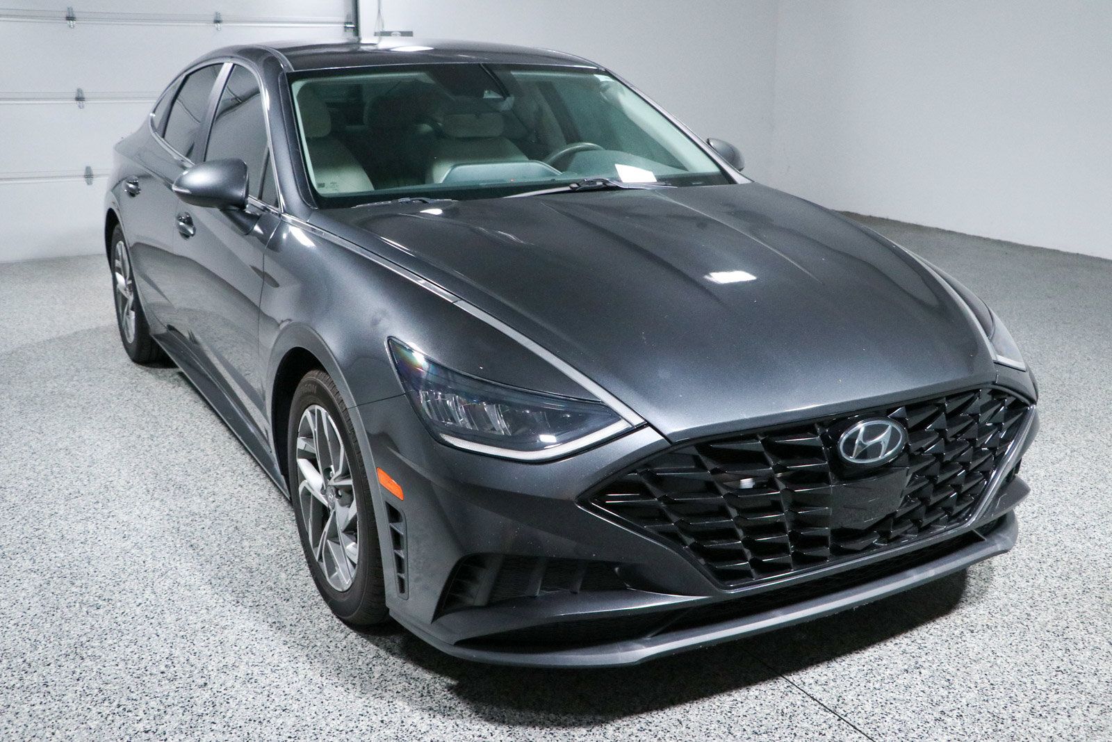 Used 2022 Hyundai Sonata SEL w/ Cargo Package FWD image 5